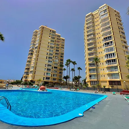 Torres De Yomely - M13e Playa de las Americas (Tenerife)